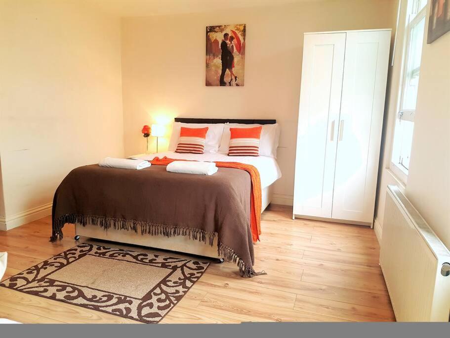 Comfortable Studio Flat Near Central London Eksteriør bilde